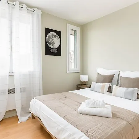 New! 2 Bed Apartment, Ac, Paid Street Parking, Balcony, Near The River Lägenhet Toulouse