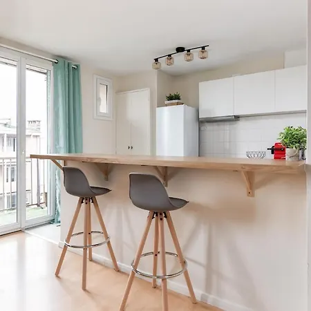 New! 2 Bed Apartment, Ac, Paid Street Parking, Balcony, Near The River * Toulouse