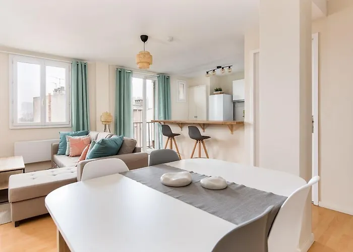 New! 2 Bed Apartment, Ac, Parking, Balcony, Near The River 圖盧茲